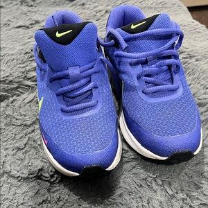 Nike Kids Blue and Black Sneakers